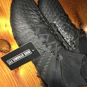 Nike Hypervenom Phantom Elite 3 Cleats-sz 6.5M 8W
